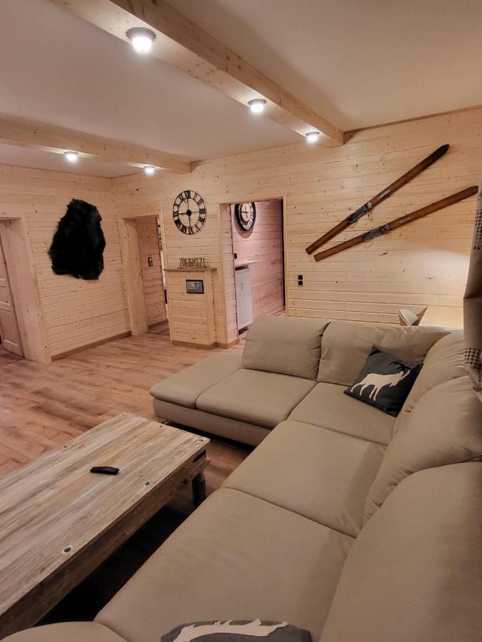 Golden Gapa Central Chalet Apartment 32 جارمش بارتنكيرشن المظهر الخارجي الصورة