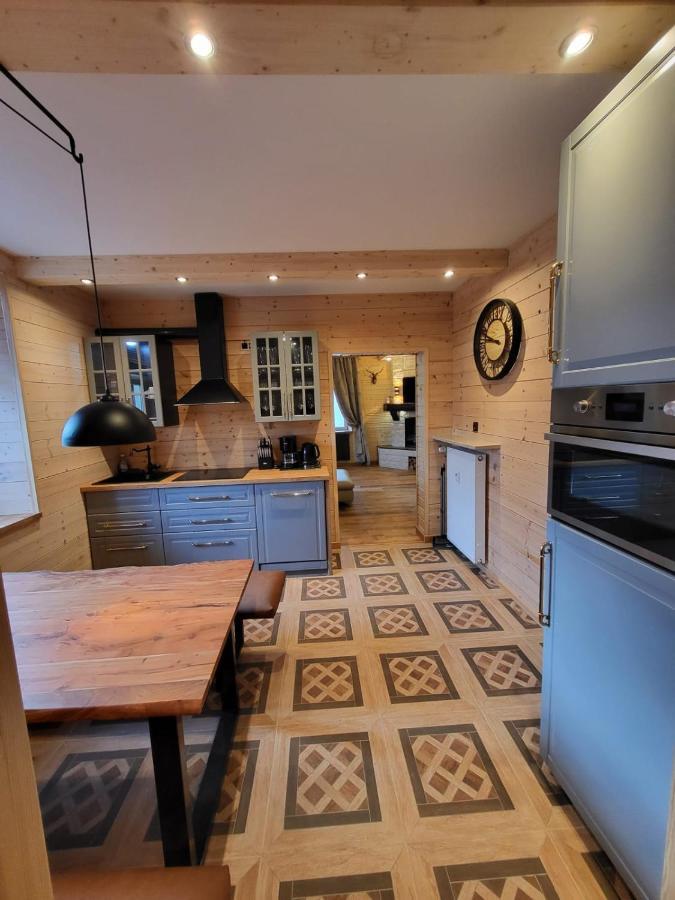 Golden Gapa Central Chalet Apartment 32 جارمش بارتنكيرشن المظهر الخارجي الصورة