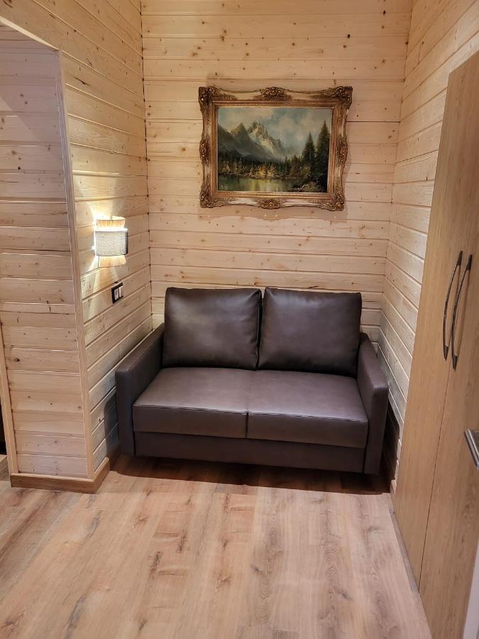 Golden Gapa Central Chalet Apartment 32 جارمش بارتنكيرشن المظهر الخارجي الصورة